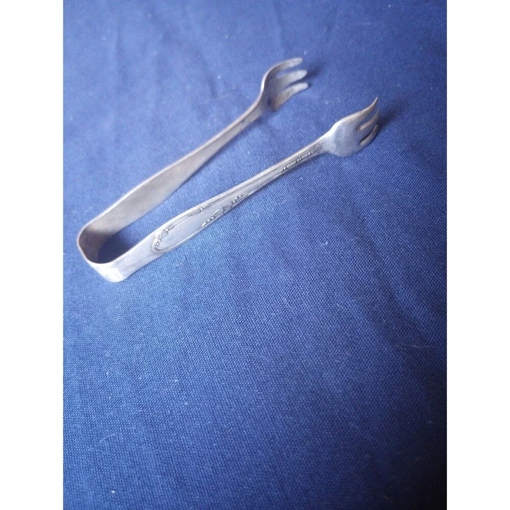 Discontinued Meadowbrook (Silverplate, 1936) Sugar Tongs by Oneida Silver